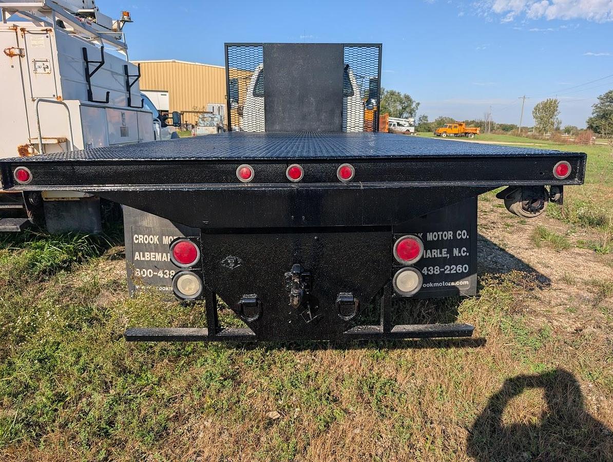 Used 2008 Ford F750 16' Flatbed