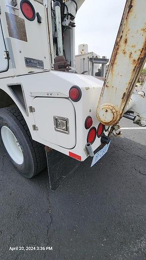 Used 2005 GMC 8500 Bucket Truck with an Altec AT40C Telescopic Cable Placer with Reel Bar and Winder