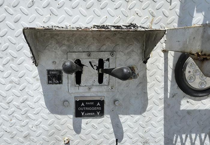 Used 2005 Freightliner M2 106 Altec AA5001 48' 2-man Bucket Truck with Rotating Platform ARTICULATING INSULATED