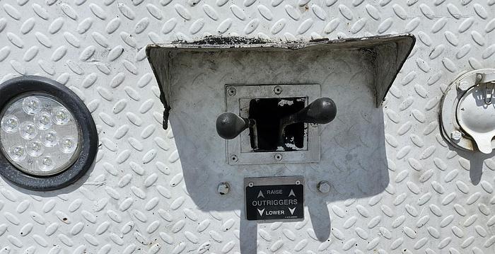 Used 2005 Freightliner M2 106 Altec AA5001 48' 2-man Bucket Truck with Rotating Platform ARTICULATING INSULATED