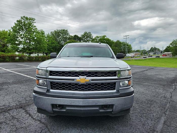 Used 2015 Chevrolet Silverado 1500 LT Crew Cab Pickup Truck with Hard Roll Bed Cover
