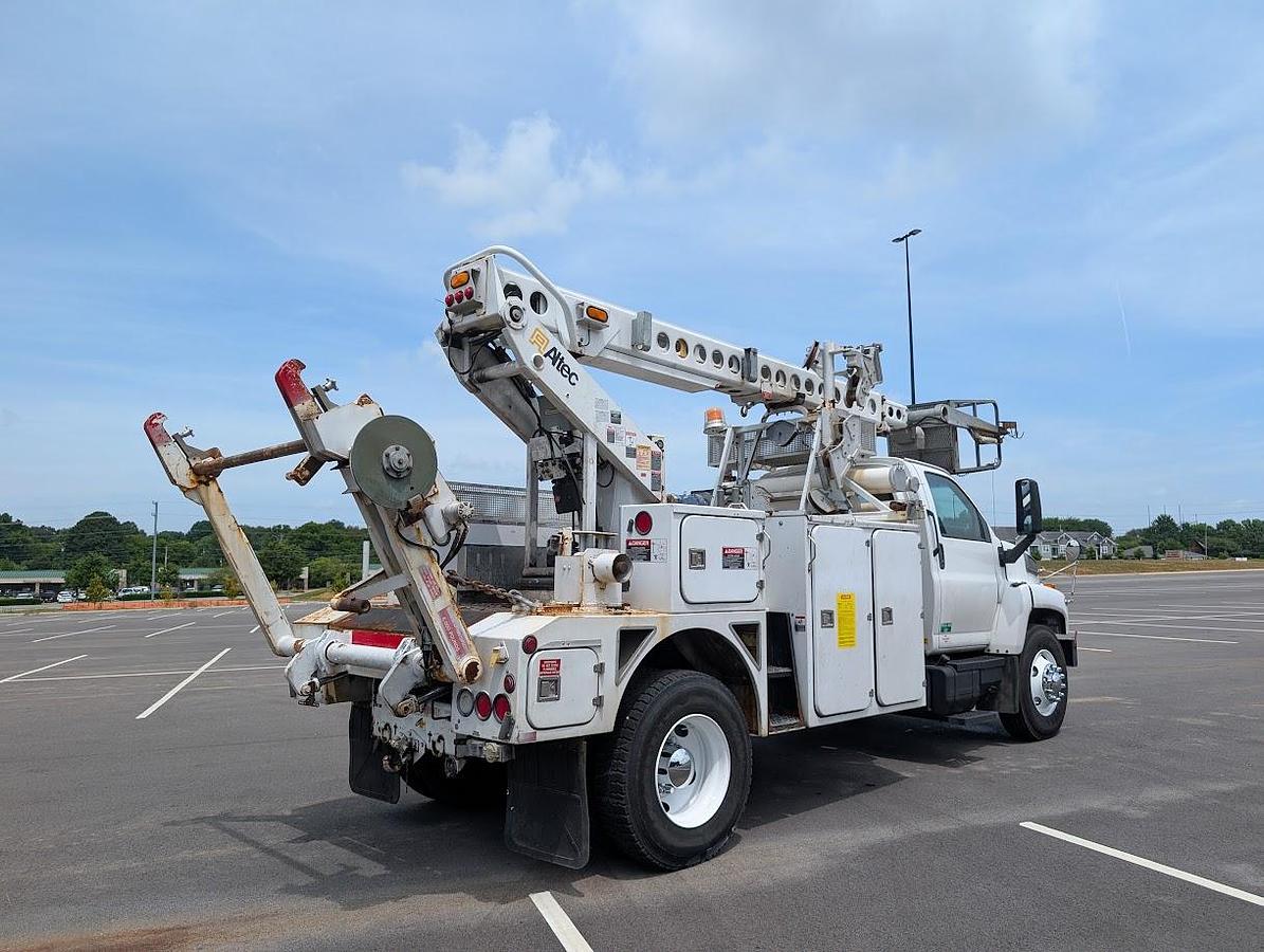 Used 2005 GMC 8500 Altec AT40C 40’ Telescoping Cable Placer with Reel Bar and Winder