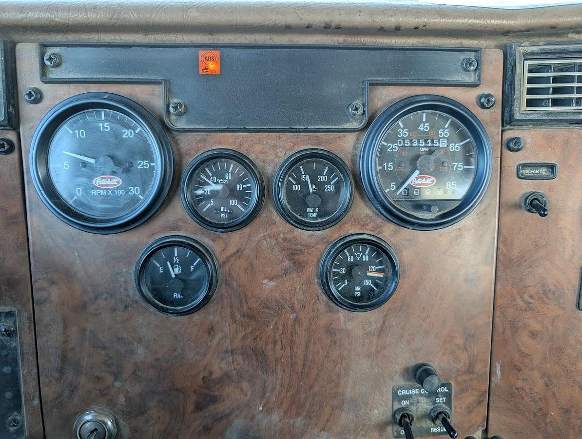 Used 2007 Peterbilt335 Utility Truck Altec AM900-E100 105' Insulated Articulated Telescoping