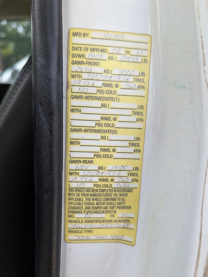 Used 2011 Dodge Ram 5500 Altec AT237 42' Articulated/Telescoping Non-insulated Bucket