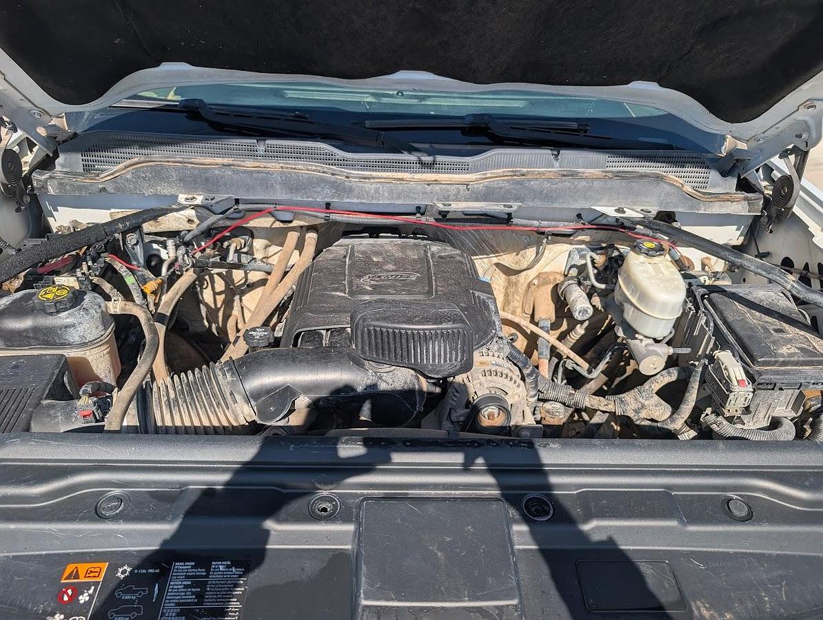 Used 2017 Chevrolet 2500 4x2 Crew Cab 8' Bed Goosneck Hitch