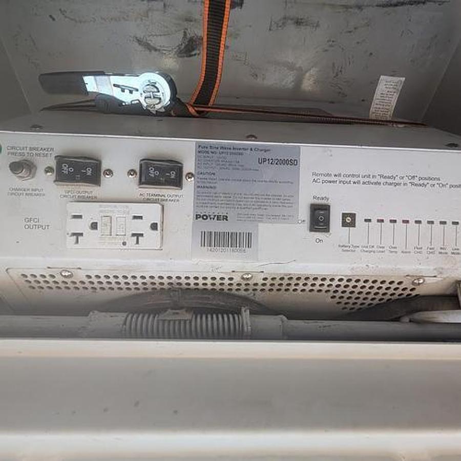 Used 2017 Dodge Ram 5500 4x4 Versalift SST40 45’ Insulated/Articulating/Telescoping