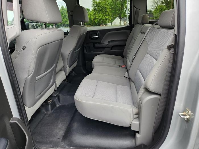 Used 2015 Chevrolet Silverado 1500 LT Crew Cab Pickup Truck with Hard Roll Bed Cover