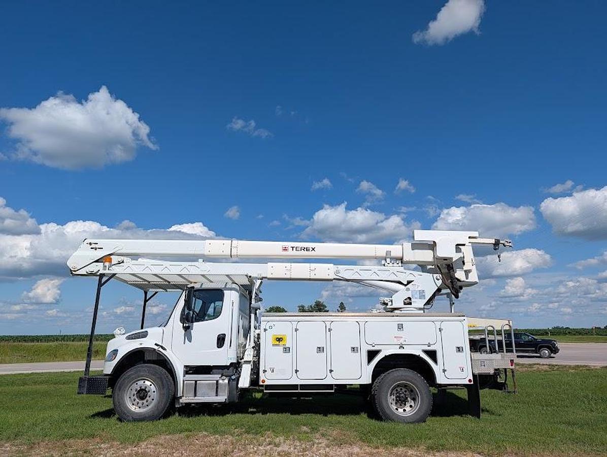Used 2018 Freightliner M2