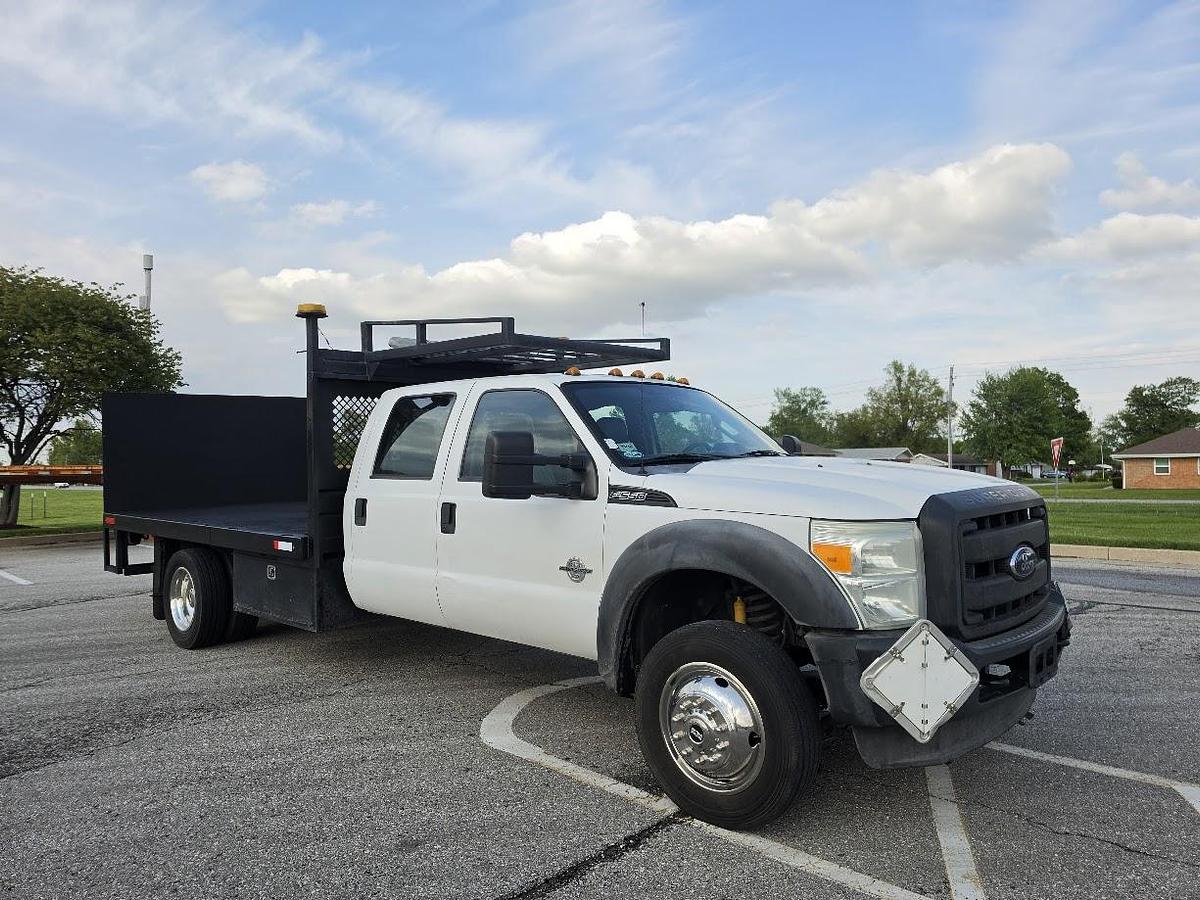 Used 2013 F550 4x4 12' Flatbed 4' Lift Gate