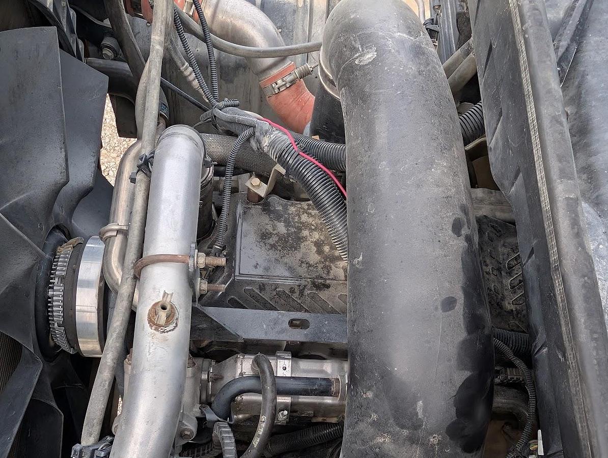 Used 2010 International Workstar Digger Derrick