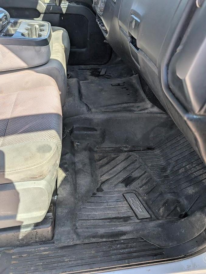 Used 2017 Chevrolet 2500 4x2 Crew Cab 8' Bed Goosneck Hitch