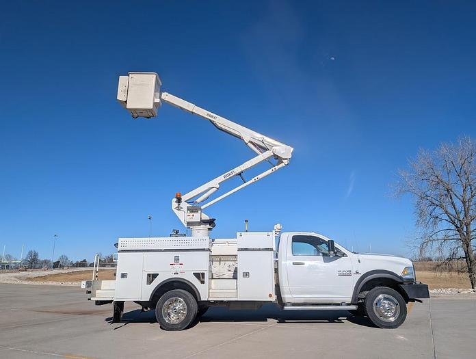 Used 2017 Dodge Ram 5500 4x4 Versalift SST40 45’ Articulating/Telescopic Insulated Bucket Truck