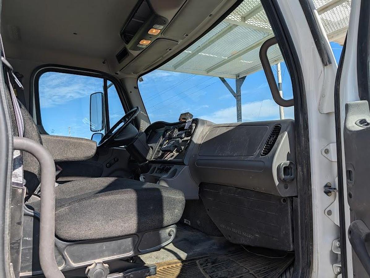 Used 2018 Freightliner M2