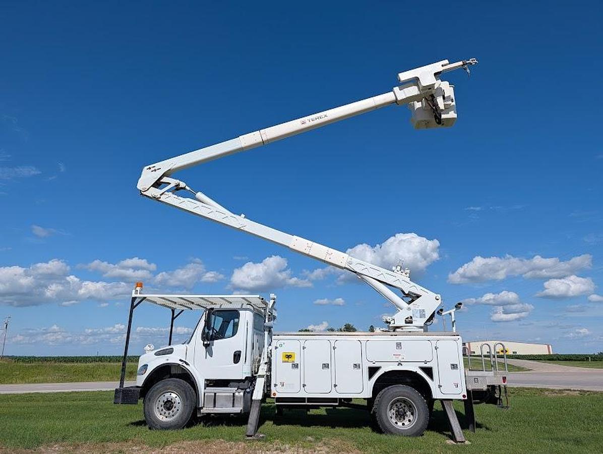 Used 2018 Freightliner M2