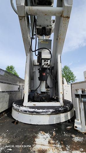 Used 2005 GMC 8500 Bucket Truck with an Altec AT40C Telescopic Cable Placer with Reel Bar and Winder