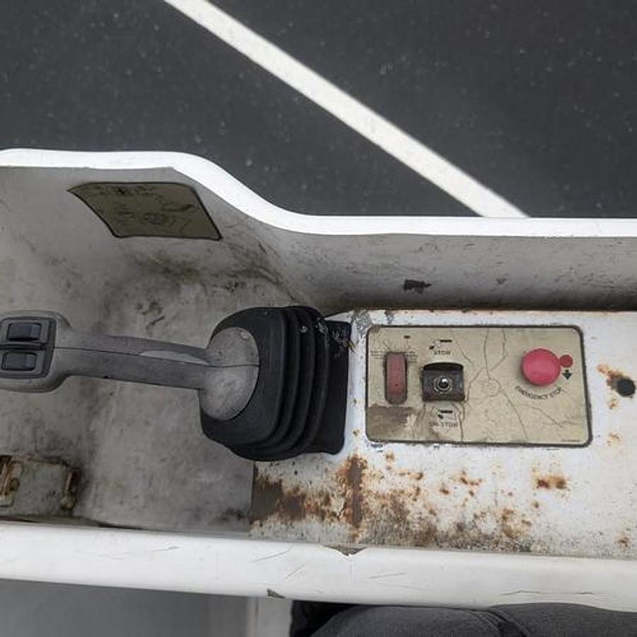 Used 2011 Dodge Ram 5500 Altec AT237 42' Articulated/Telescoping Non-insulated 