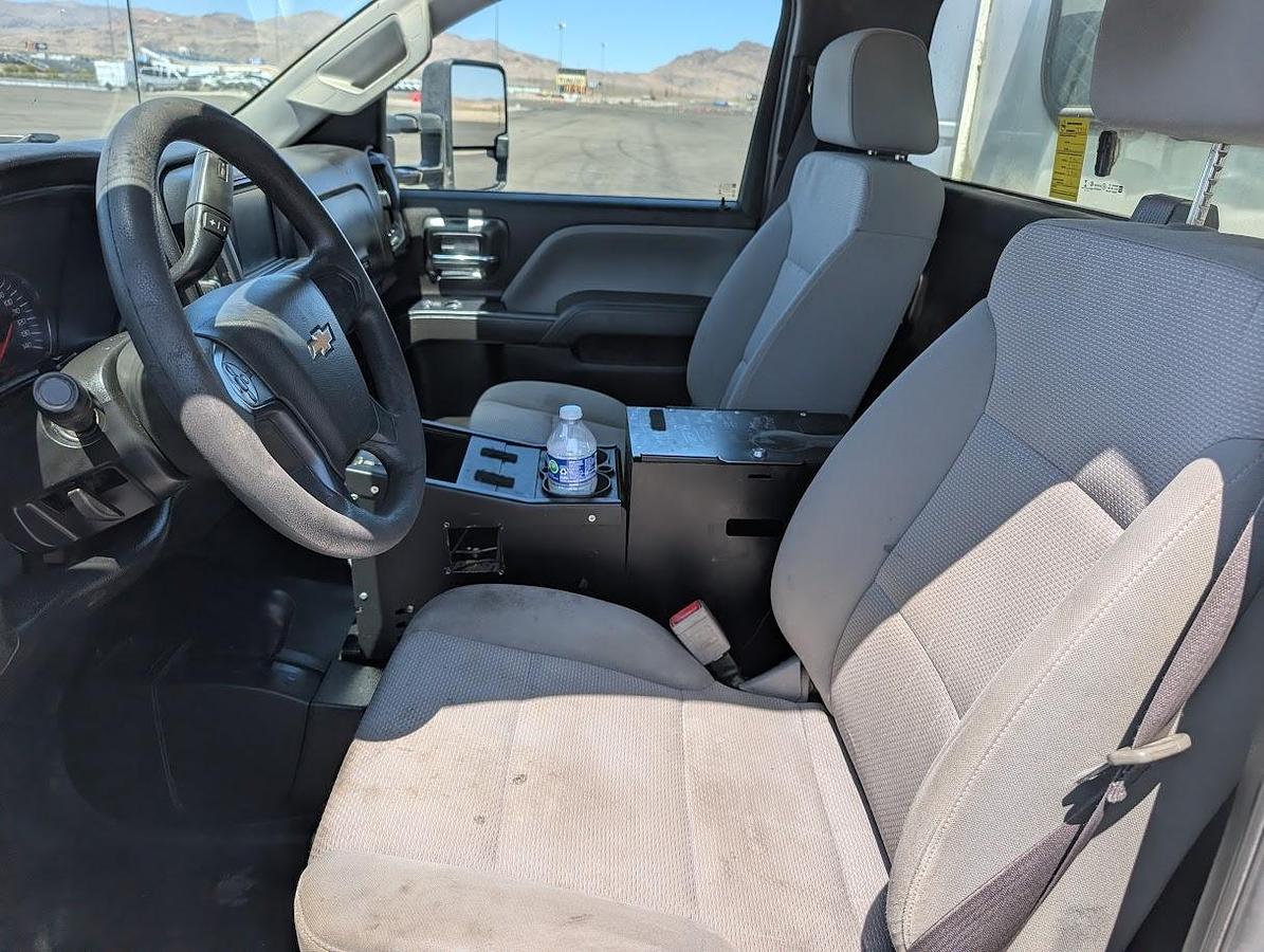 Used 2017 Chevrolet 3500HD 3x3 Enclosed High-Top Service Truck