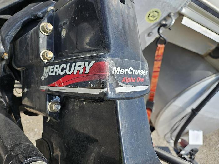 Used 2000 Sun Tracker Party Barge 22 Regency Edition 22' Pontoon