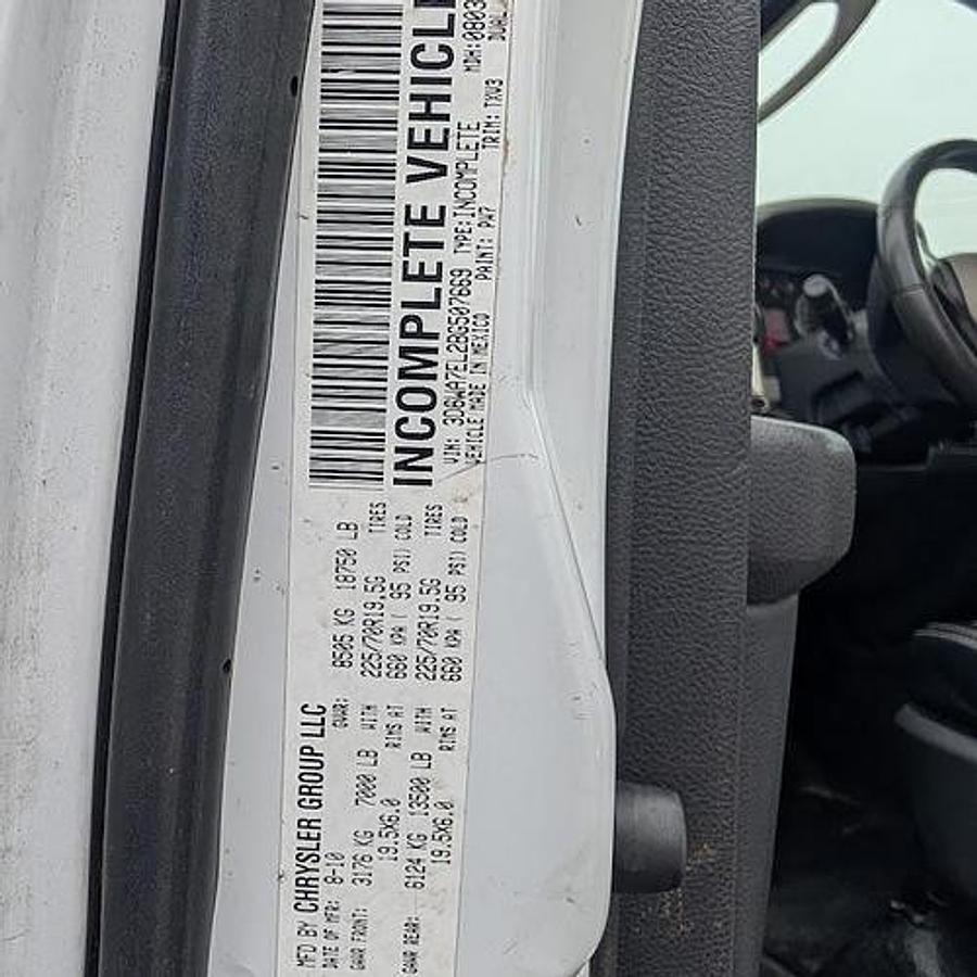 Used 2011 Dodge Ram 5500 Altec AT237 42' Articulated/Telescoping Non-insulated 