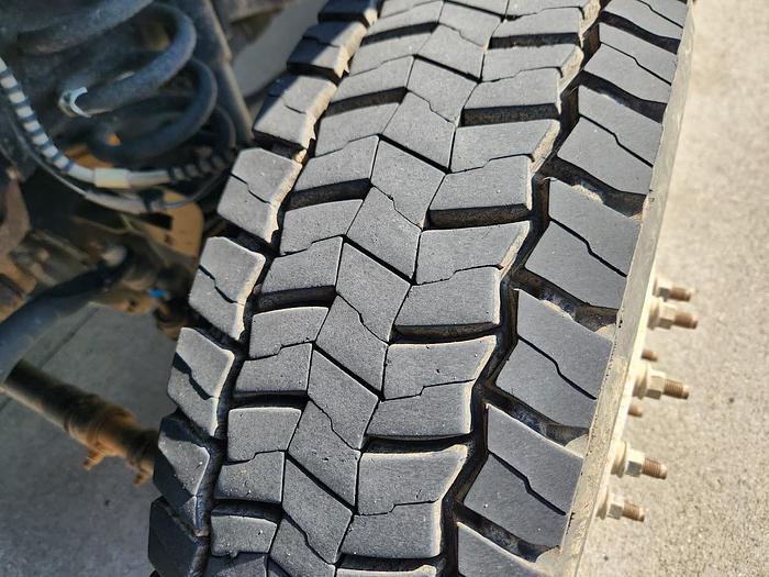 Used 2017 Ford F450 XLT 4x4 16' Scott Aluminum Tilt Flatbed with Knapheide Hoist Gas Engine