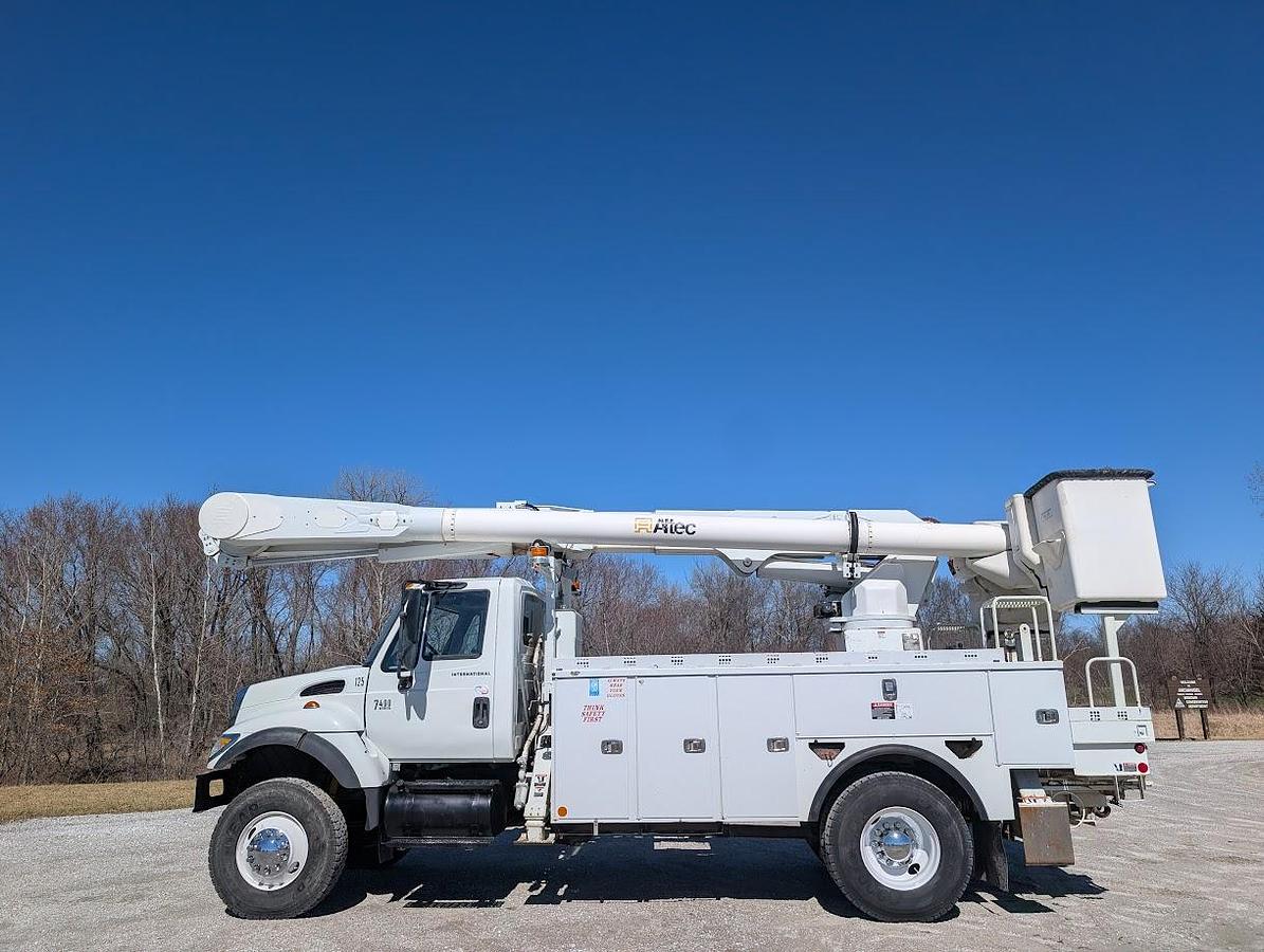 Used 2007 International 7400 4x4 Altec AM55 60' Over-Center Articulated Insulated Material Handling Bucket Truck
