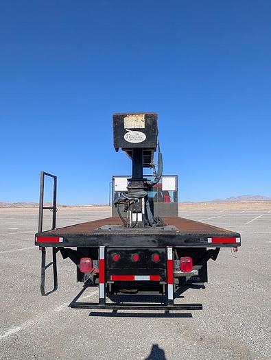 Used 2006 GMC 6500 Crew Cab 20' Flatbed 31' Cleasby Roofing Conveyor Truck