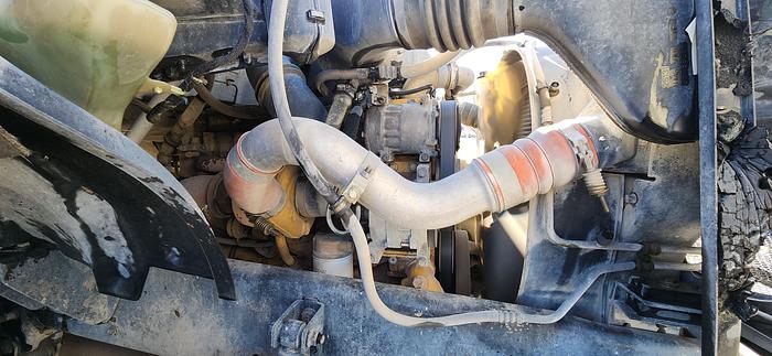 Used 2004 Ford 650 XL 4x2 Crew Cab Flatbed with 18' Bed