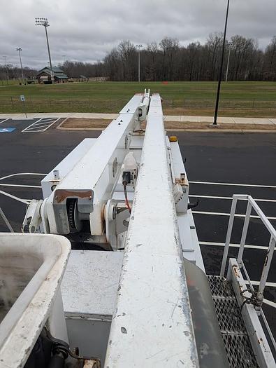 Used 2011 Ford F650XL 4x2 60' Versalift Forestry Bucket Truck
