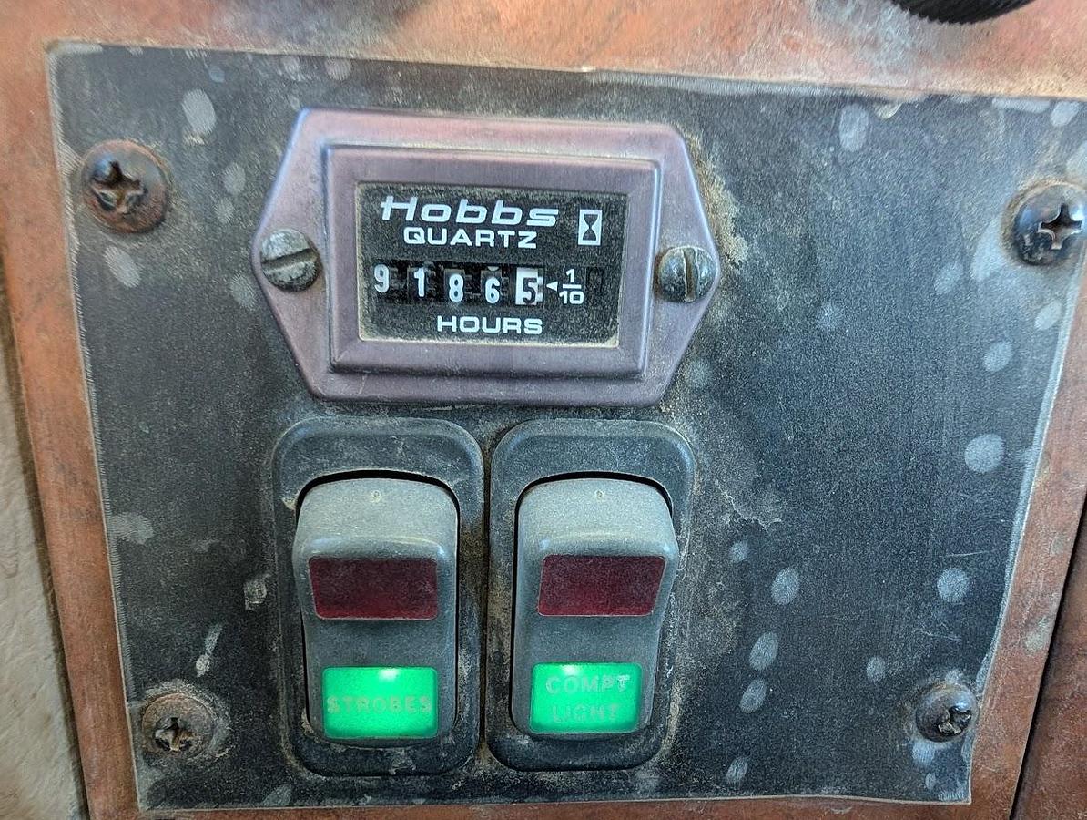 Used 2007 Peterbilt335 Utility Truck Altec AM900-E100 105' Insulated Articulated Telescoping