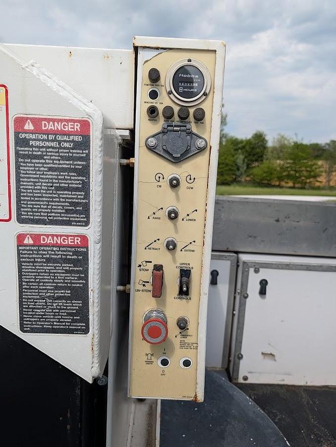 Used 2005 GMC 8500 Altec AT40C Telescopic Cable Placer with Reel Bar and Winder