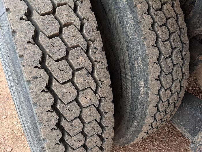 Used 2000 International 4900 Tandem Axle Flatbed Altec A65 70' Articulated Bucket truck