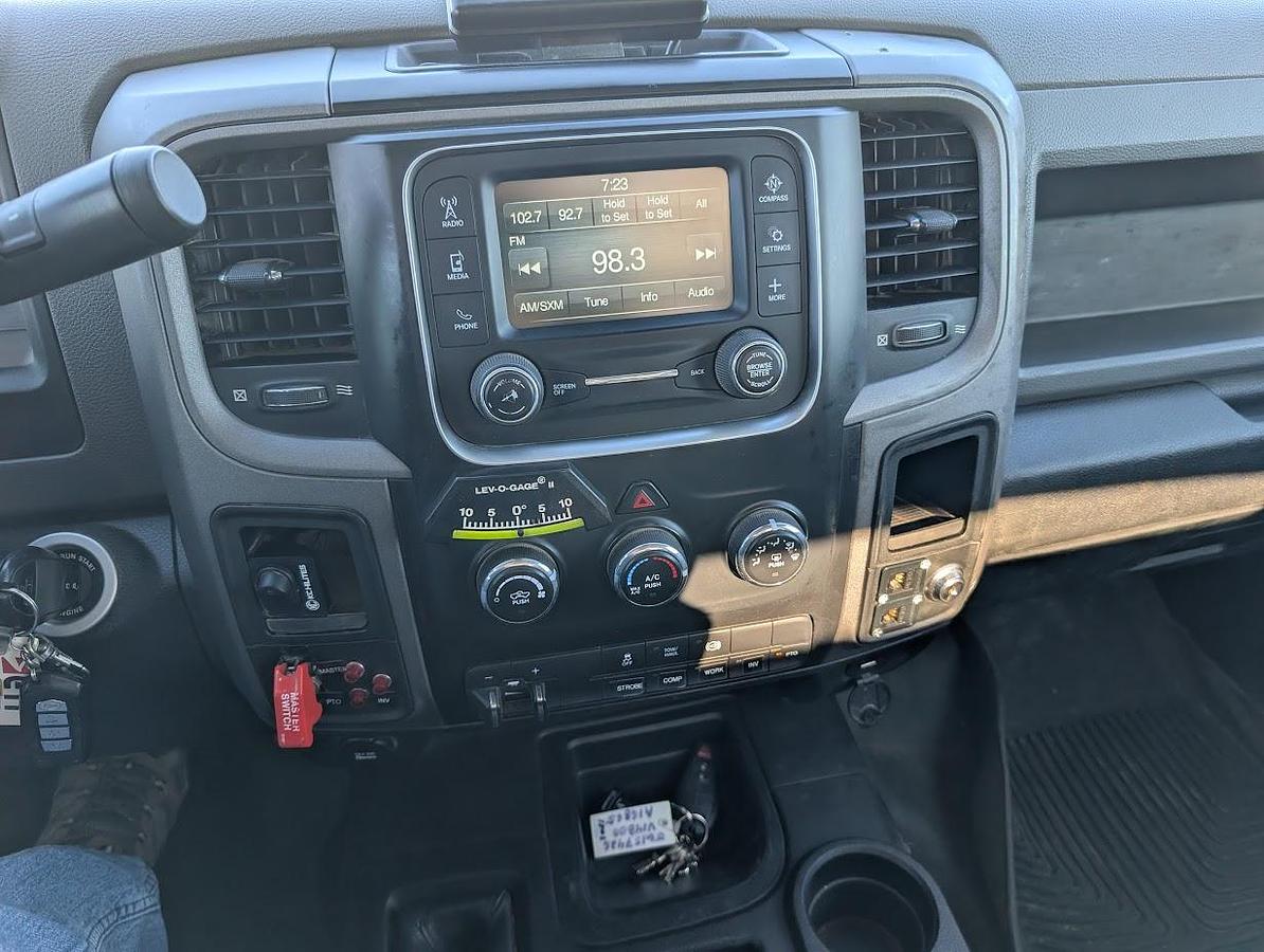 Used 2018 Dodge 5500 4x4 ETI 45' Bucket Material Handling Jib Articulating/Telescoping