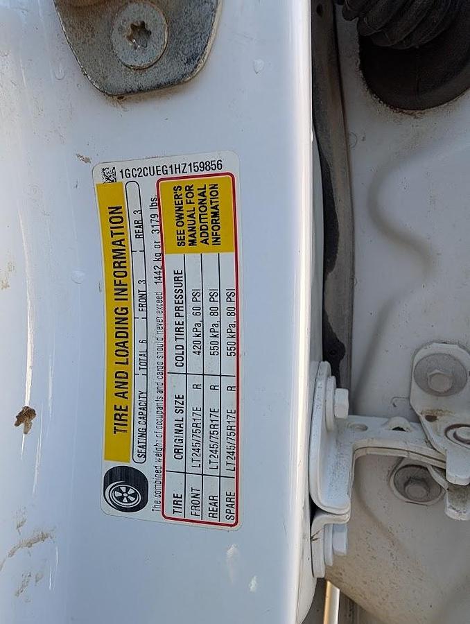 Used 2017 Chevrolet 2500 4x2 Crew Cab 8' Bed Goosneck Hitch