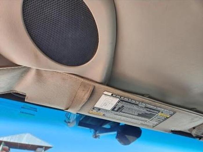 Used 2005 Sterling Cleasby 31' Roofing Conveyor Truck with Automatic Transmission