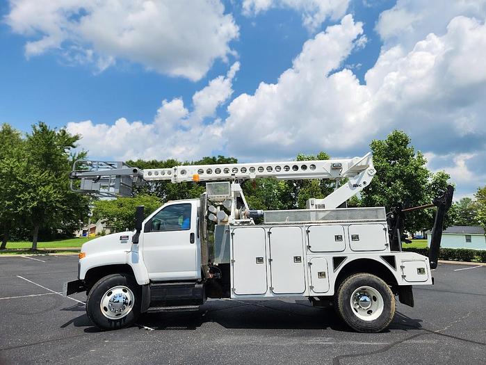 Used 2009 GMC C8500 4x2 Altec AT40C 40' Telescoping Non-Insulated Single Man Basket Cable Placing Bucket Truck With Reel Bar and Winder
