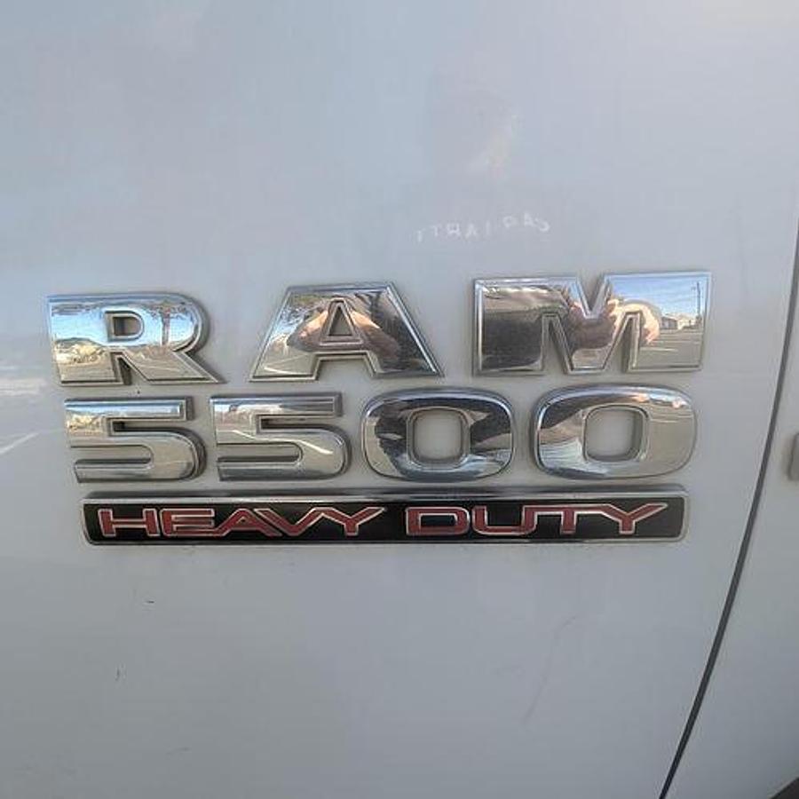 Used 2017 Dodge Ram 5500 4x4 Versalift SST40 45’ Insulated/Articulating/Telescoping