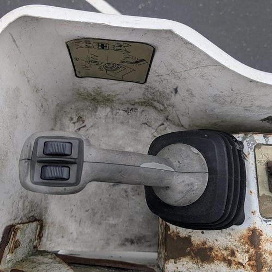 Used 2011 Dodge Ram 5500 Altec AT237 42' Articulated/Telescoping Non-insulated 