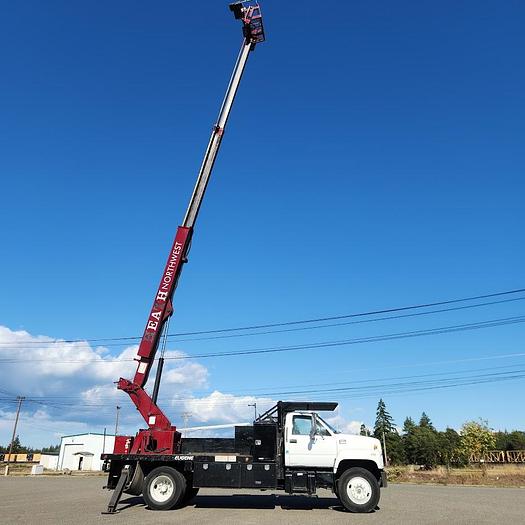 Used 1997 GMC 7500 Utility Truck with Elliott ECL-3-55 59' Telescopic Platform Hydraulic Crane