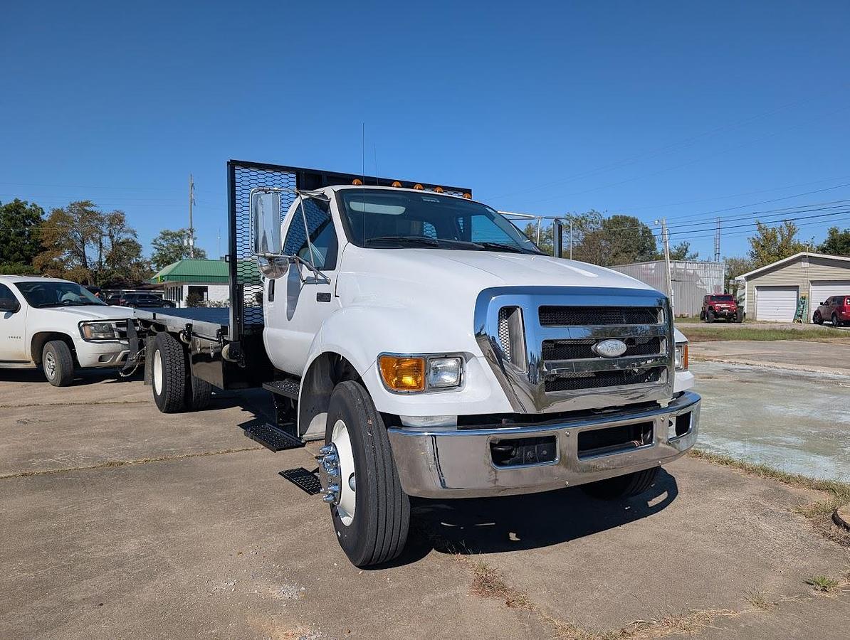 Used 2008 Ford F750 16' Flatbed