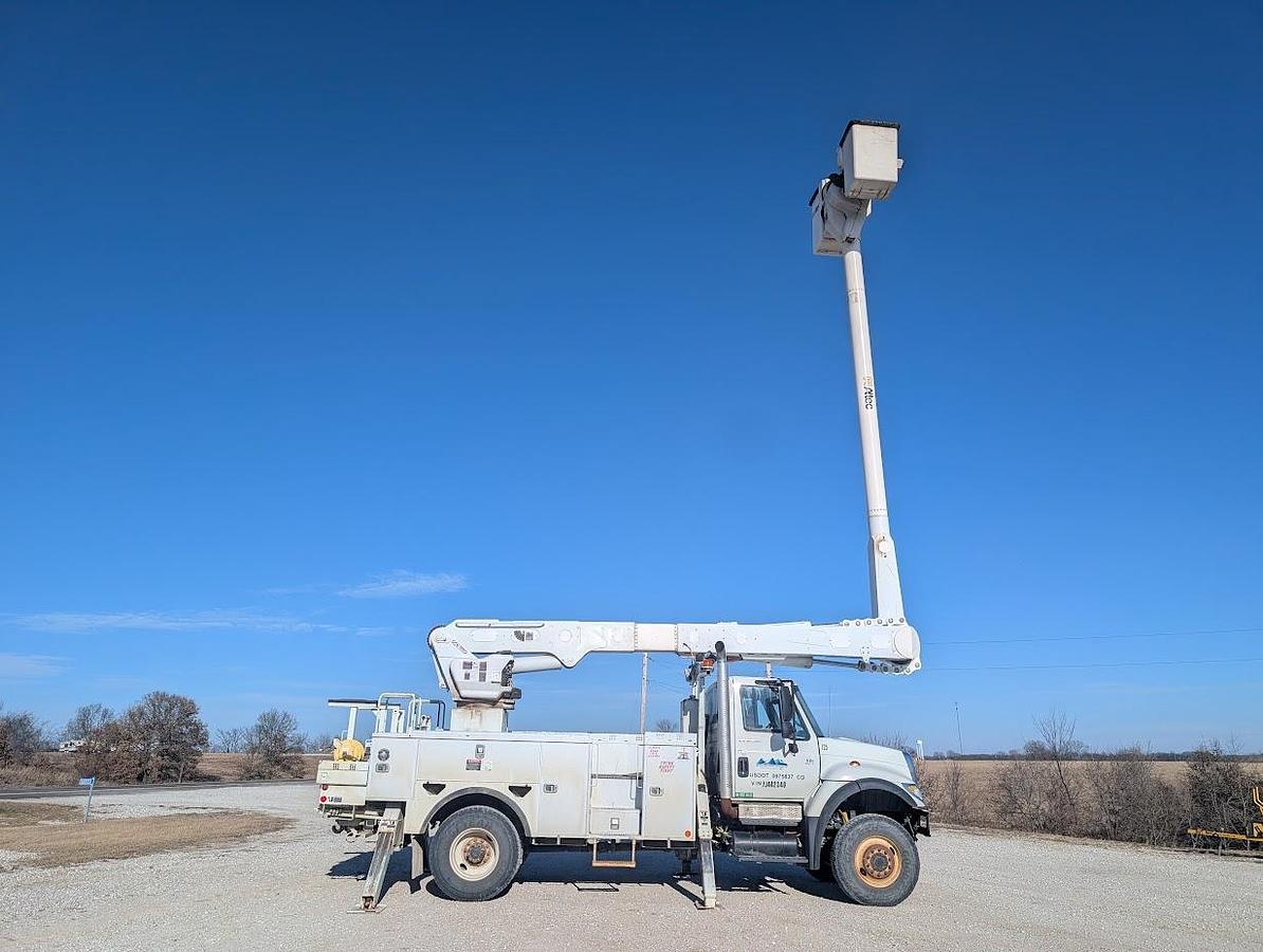 Used 2007 International 7400 4x4 Altec AM55 60' Over-Center Articulated Insulated Material Handling Bucket Truck