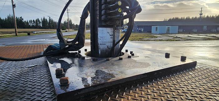 Used 2006 GMC 6500 20' Flatbed 36' Cleasby Roofing Conveyor Truck