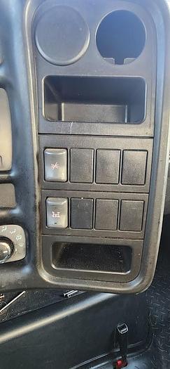 Used 2006 GMC 6500 20' Flatbed 36' Cleasby Roofing Conveyor Truck