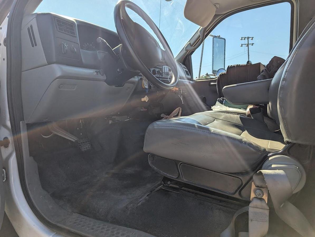 Used 2008 Ford F750 16' Flatbed