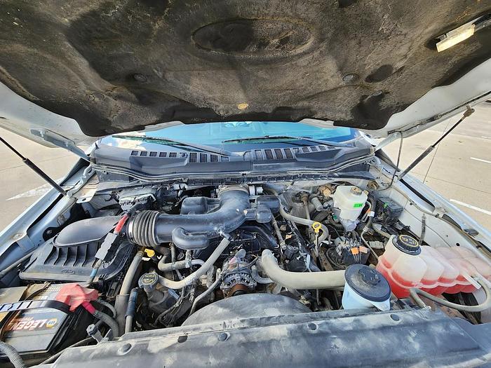 Used 2017 Ford F450 4x4 16' Scott Aluminum Tilt Flatbed with Knapheide Hoist Gas Engine