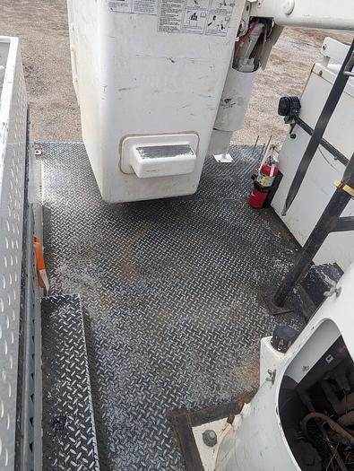 Used 2017 Dodge Ram 5500 4x4 Versalift SST40 45’ Articulating/Telescopic Insulated Bucket Truck