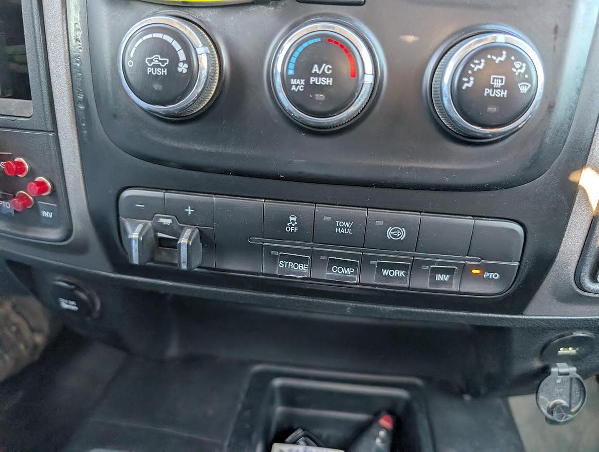 Used 2018 Dodge 5500 4x4 ETI 45' Bucket Material Handling Jib Articulating/Telescoping