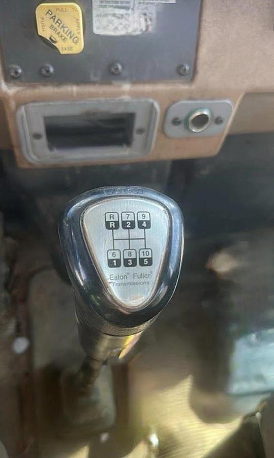 Used 2007 Peterbilt335 Utility Truck Altec AM900-E100 105' Insulated Articulated Telescoping