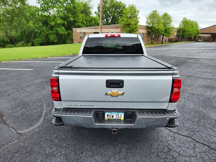 Used 2015 Chevrolet Silverado 1500 LT Crew Cab Pickup Truck with Hard Roll Bed Cover