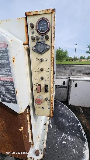 Used 2005 GMC 8500 Bucket Truck with an Altec AT40C Telescopic Cable Placer with Reel Bar and Winder