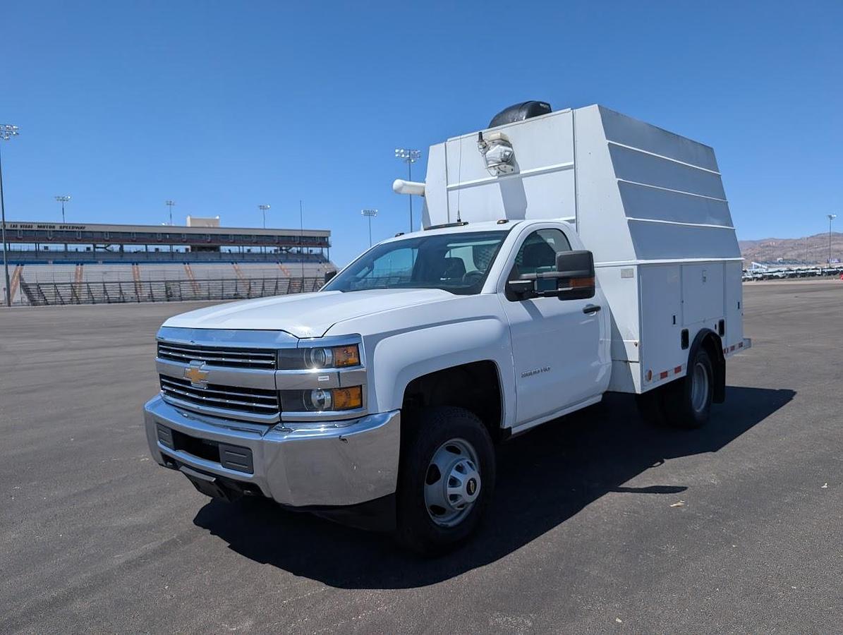 Used 2017 Chevrolet 3500HD 3x3 Enclosed High-Top Service Truck